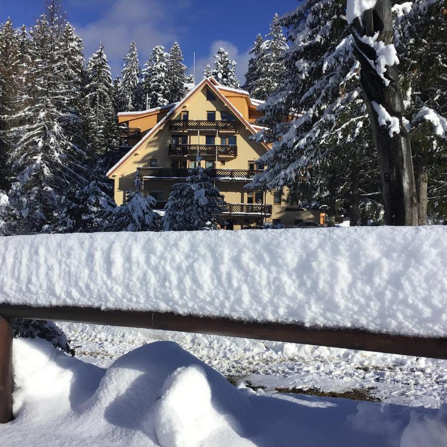 Ski Apartmany Spiezovec Donovaly Exteriör bild